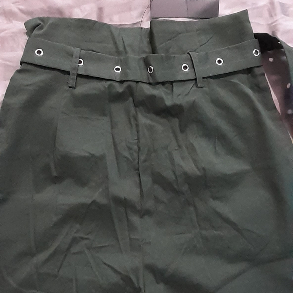 Pants - Picture 3 of 4